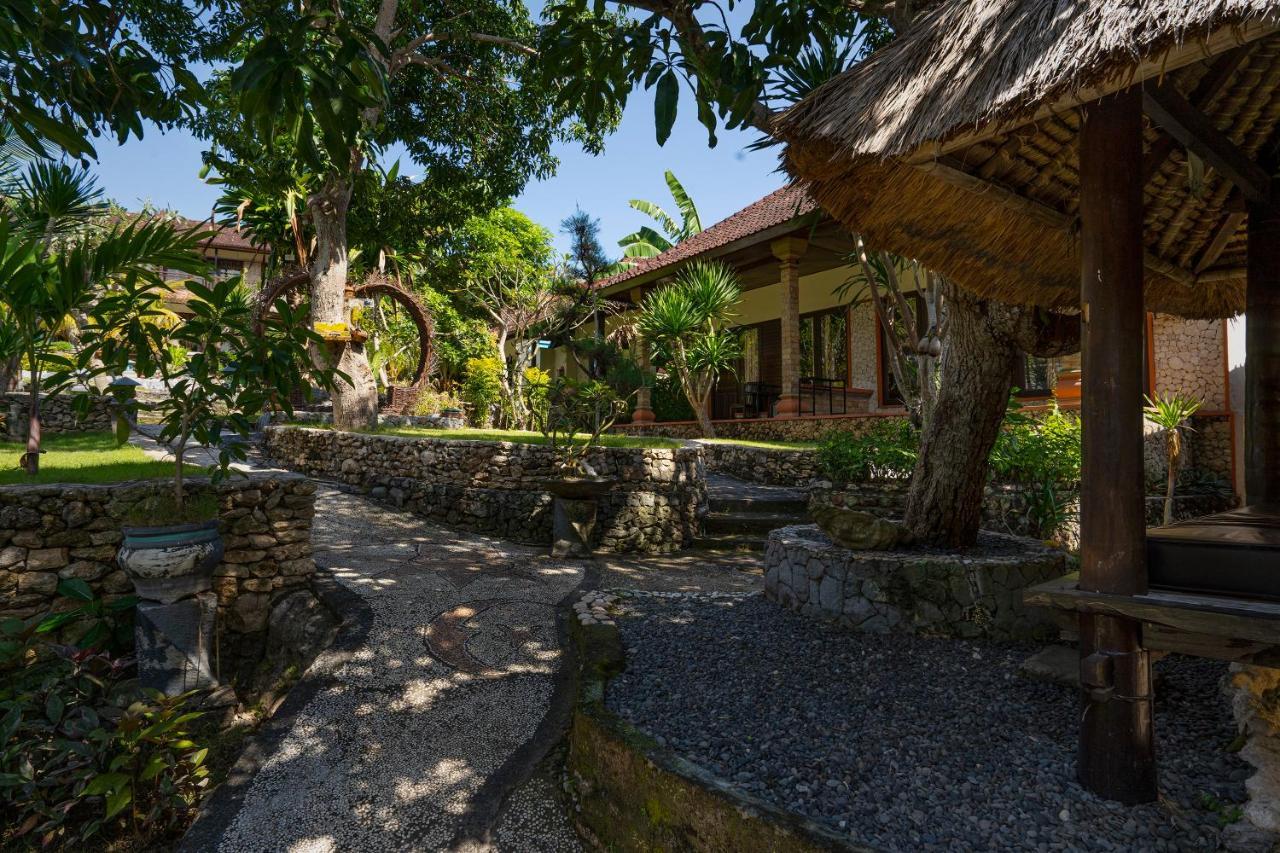 The Tanis Beach Resort Nusa Lembongan Ngoại thất bức ảnh
