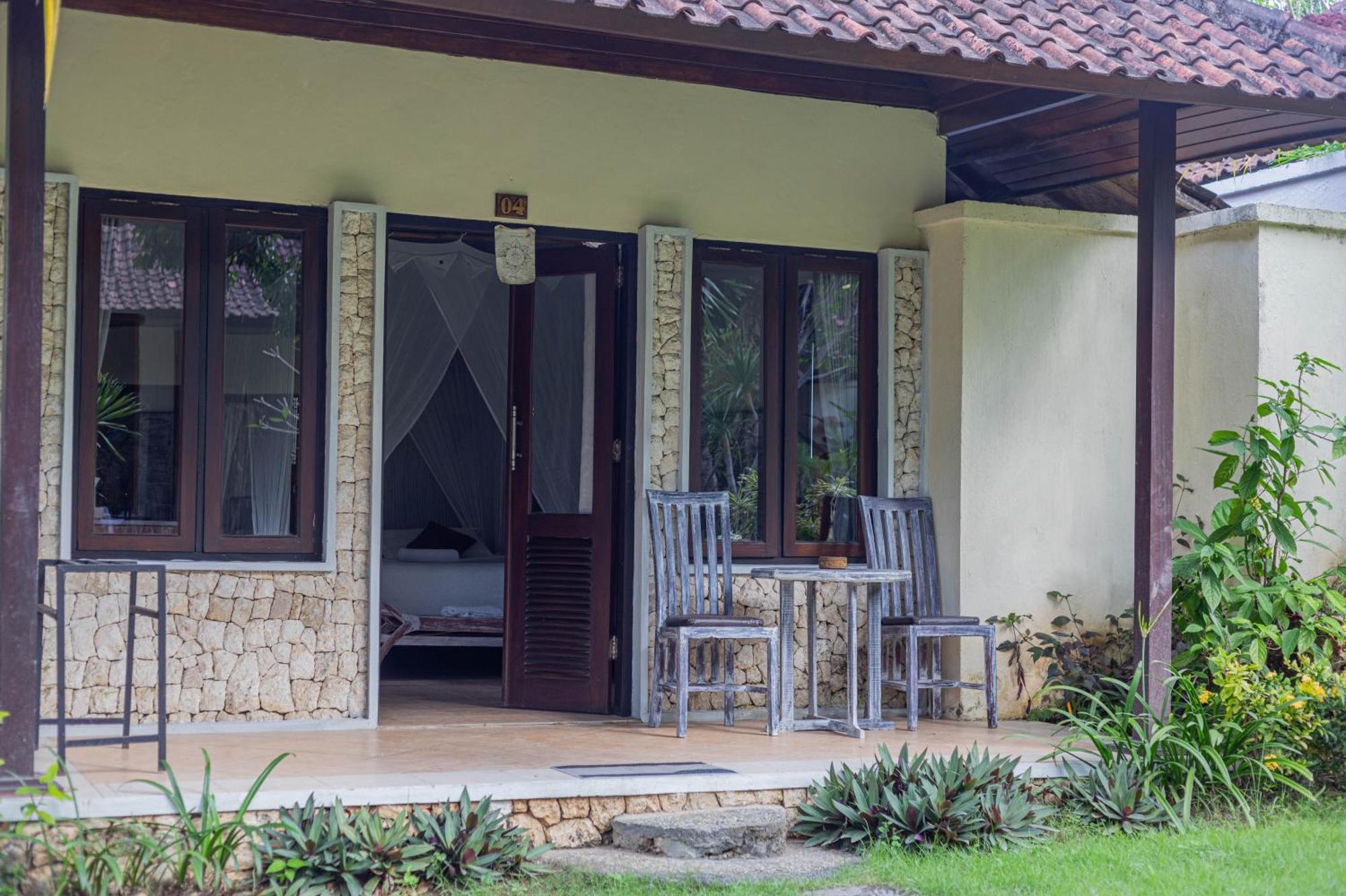 The Tanis Beach Resort Nusa Lembongan Ngoại thất bức ảnh