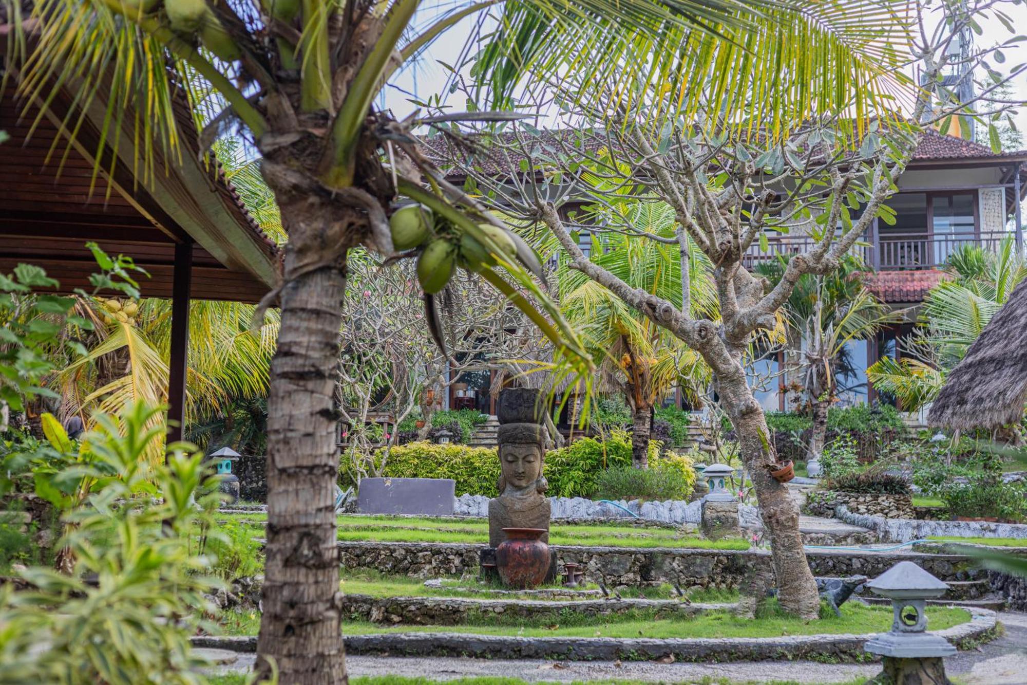 The Tanis Beach Resort Nusa Lembongan Ngoại thất bức ảnh